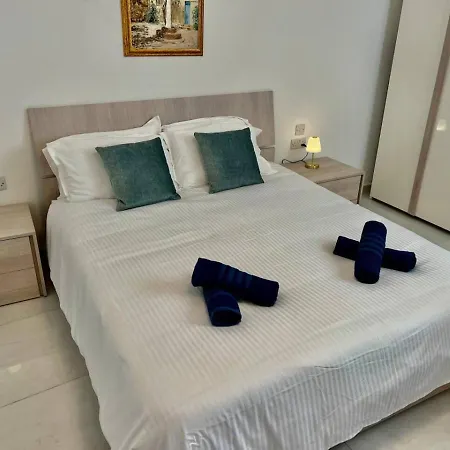 Emmnic 10 Apartamento Pietà