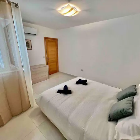 Apartamento Emmnic 10 *